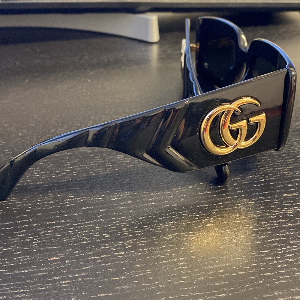 Gucci Women's Rectangular Black Frame Sunglasses - image 3